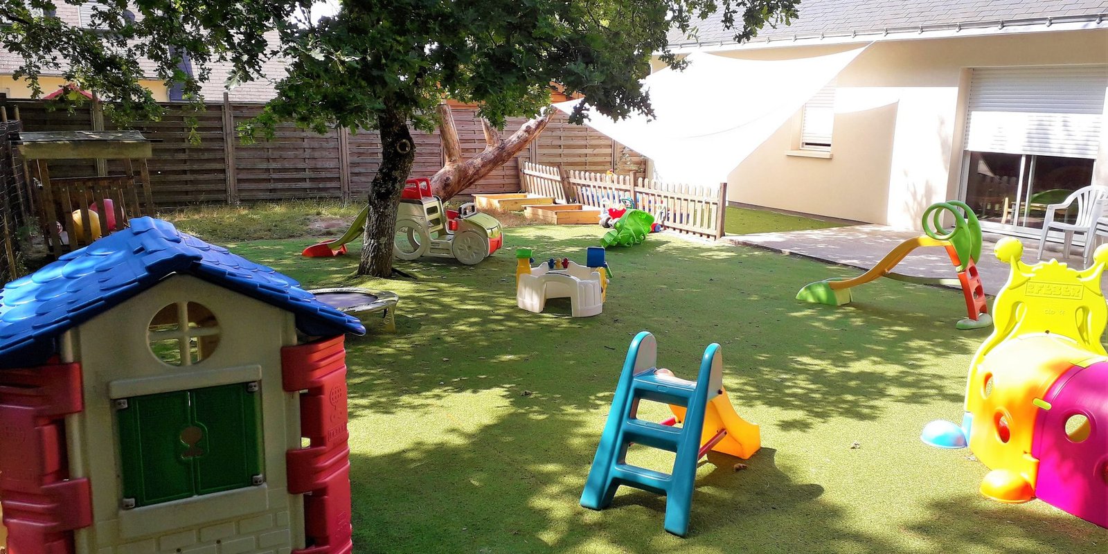 crèche saint georges sur loire