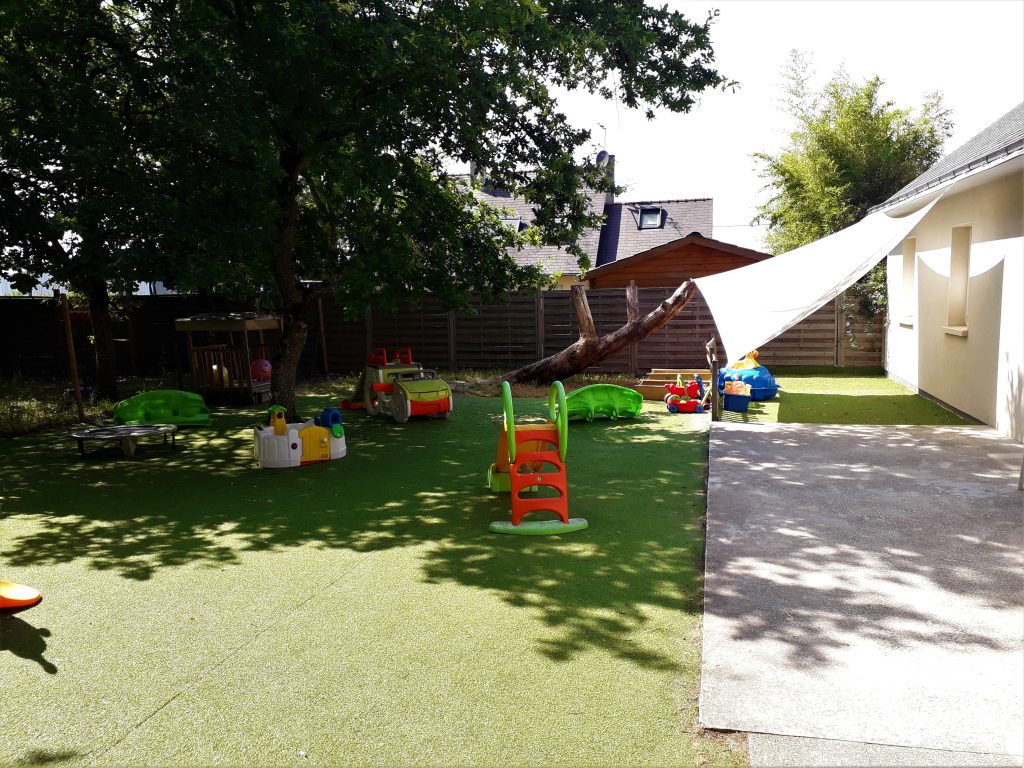 crèche saint georges sur loire extérieur 1